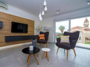 Отель Apartments Villa Castello  Каштел Камбеловац